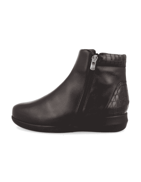 BOTÍN SEÑORA PIES DELICADOS, HORMA EXTRA ANCHA, COMBA 01 NEGRO