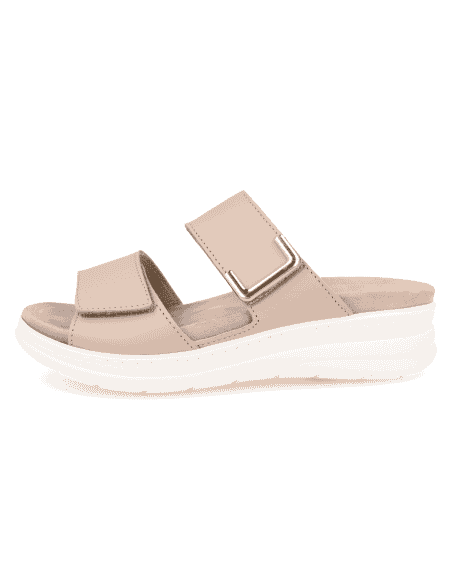 Comfortable sandal, with removable insole. Model ADEJE Nude