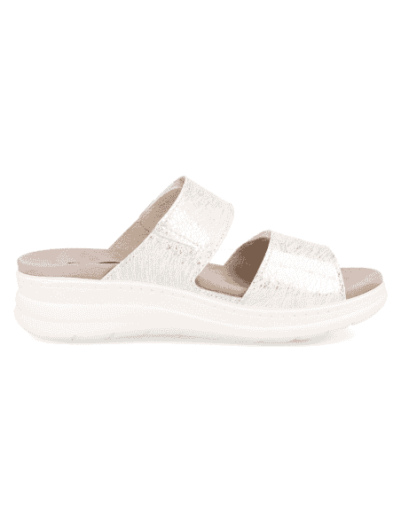 Sandalia Adeje Snow D'Torres® | Plantilla NubeFit™ Extraíble