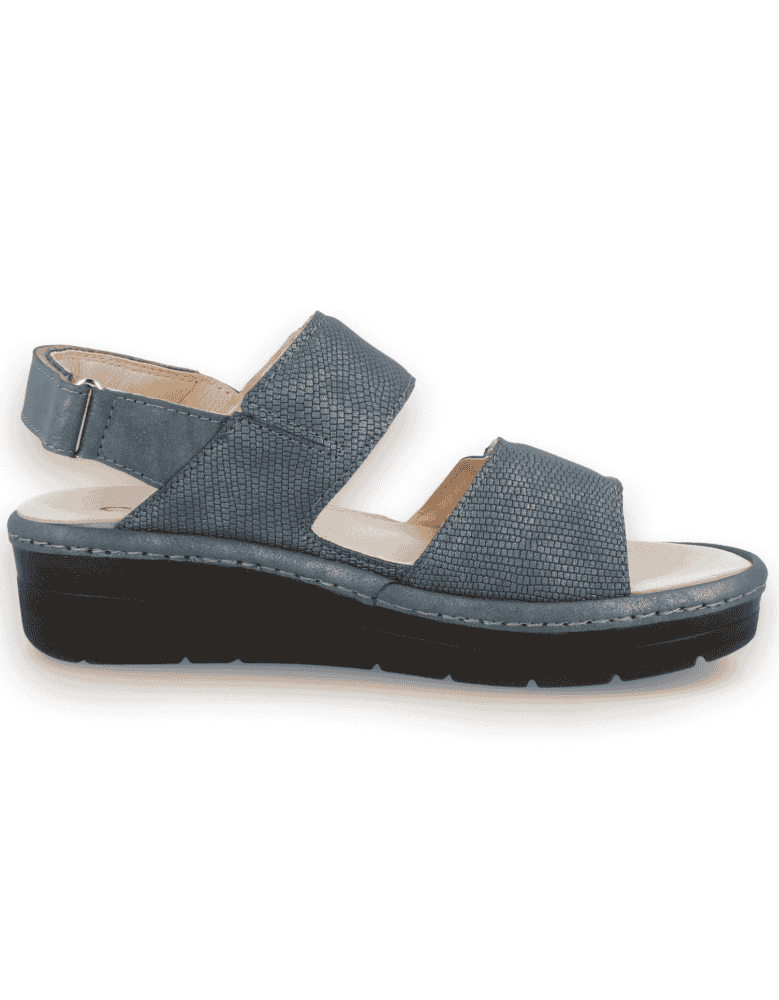 Comfortable sandal, with removable insole....