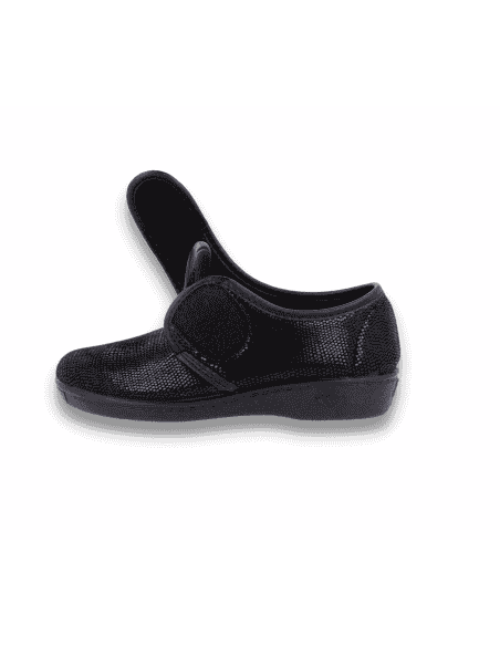 ZAPATILLA CLARA NEGRO D'TORRES®, PARA PIES ANCHOS CON JUANETES