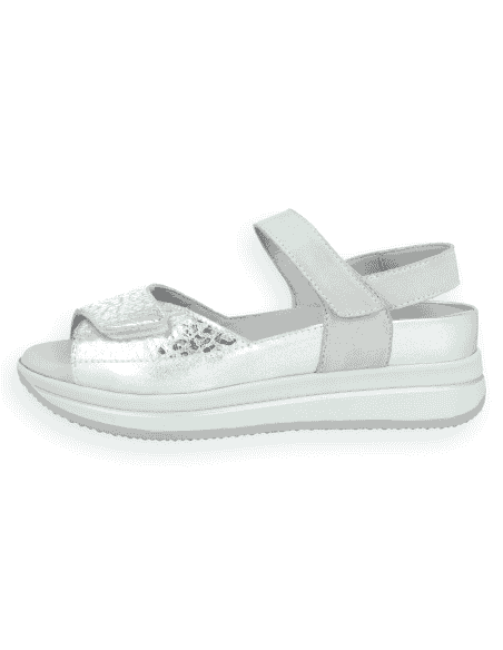 Sandalia Gila Plata D'Torres® | Horma amplia | Doble velcro | Plantilla NubeFit™ extraíble
